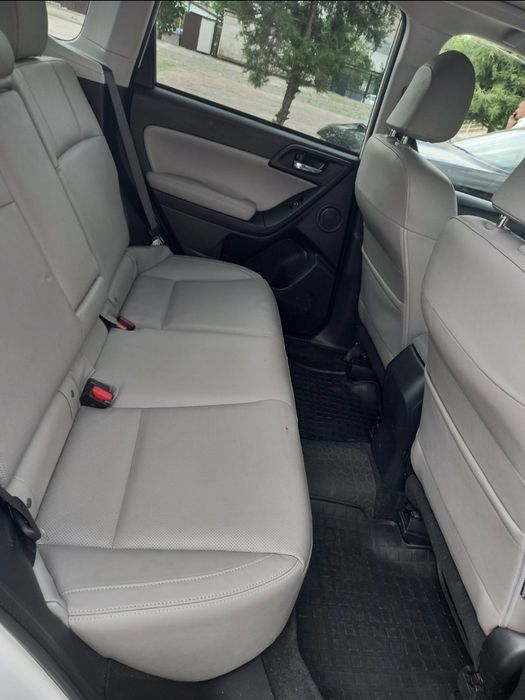 Кроссовер Субару Форестер