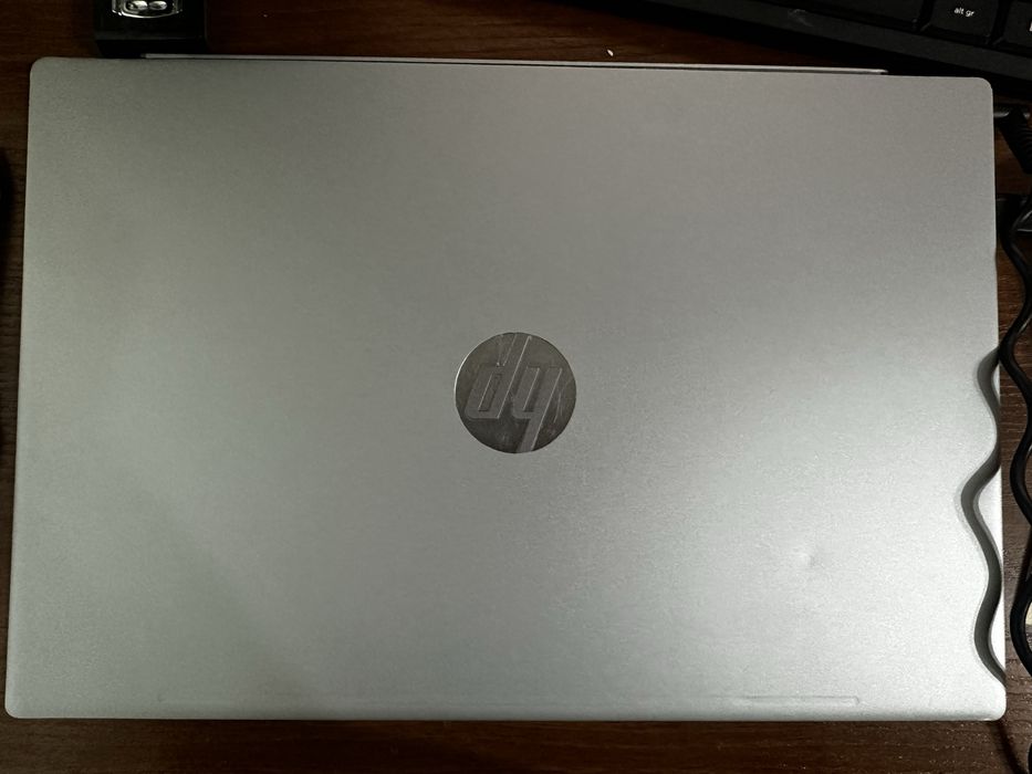 HP Laptop 15 i5 8/256 SSD
