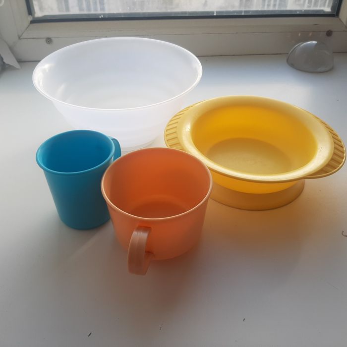 Чашки пластиковые