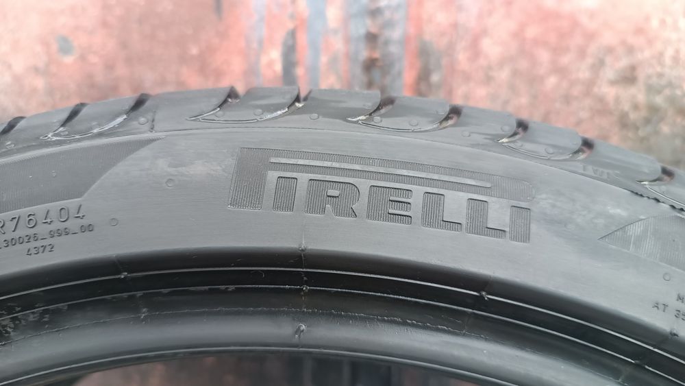 225/40/18 Pirelli Дот 1725