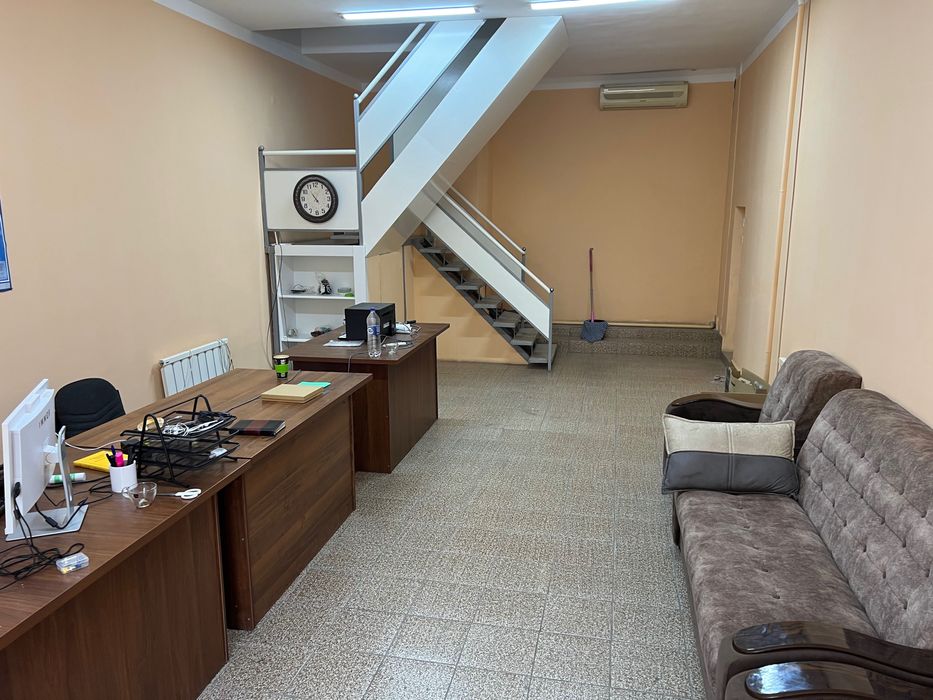 Сдается в аренду коммерческое помещение 80 кВ.м 2 этажа.Ор-р Вокзал