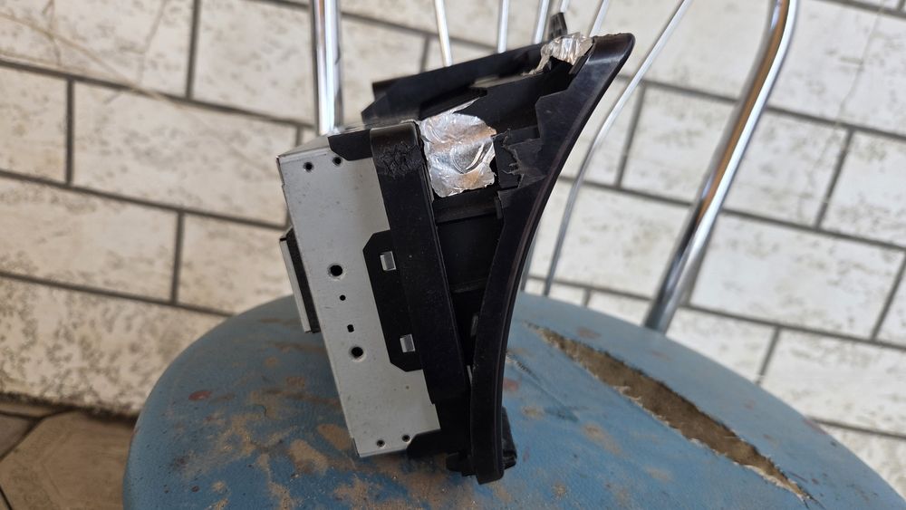 Монитор на Хонда Honda Elysion RR1