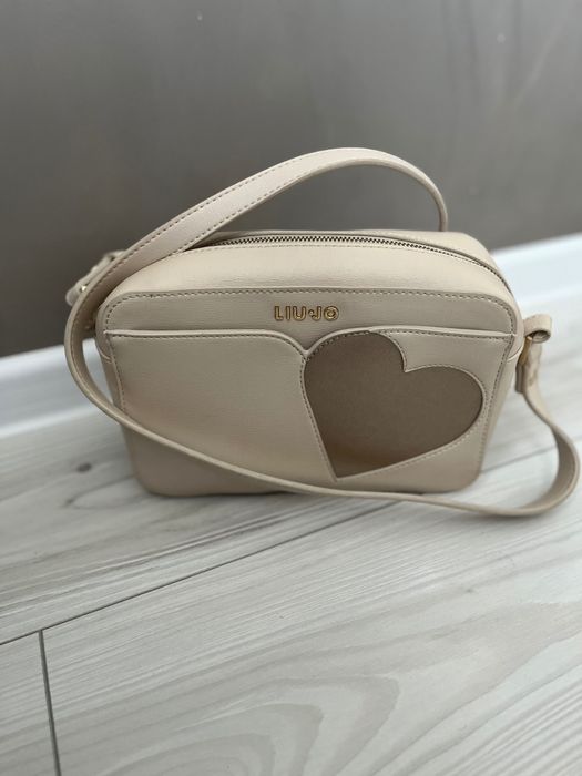 Чанта Liu jo със сърце
