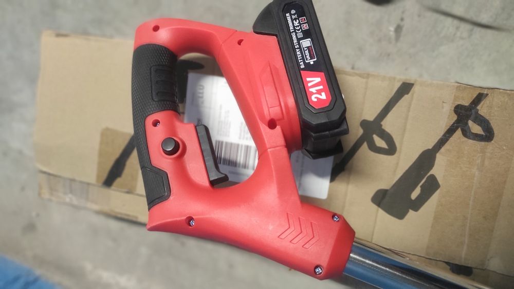 Електрически безжичен тример