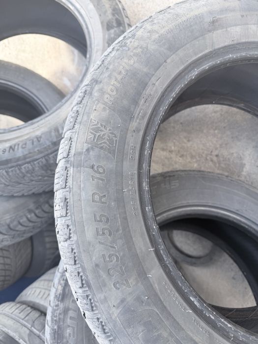 Продавам комплект 4 броя гуми 225/55 R16.