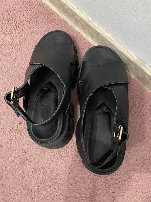 Sandale moja marime 38