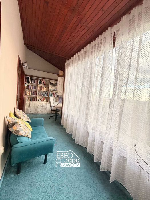 Двуетажна Къща с гараж за продажба в град Стара Загора