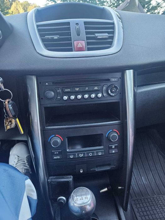 PEUGEOT 207 2011 — imagine 4