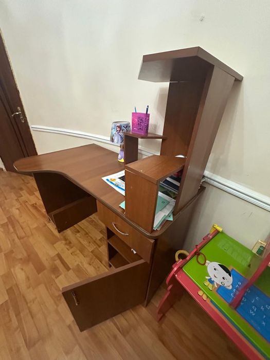 Компьютерный стол