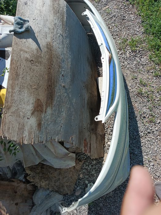 Тойота Эстима Превия бампер до 2005 г