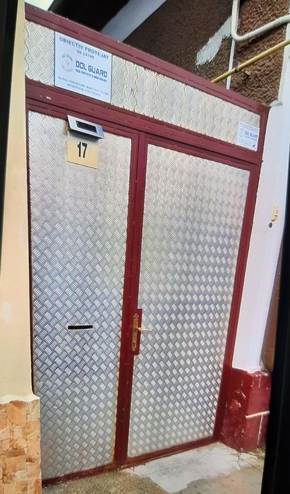 Poartă de exterior!