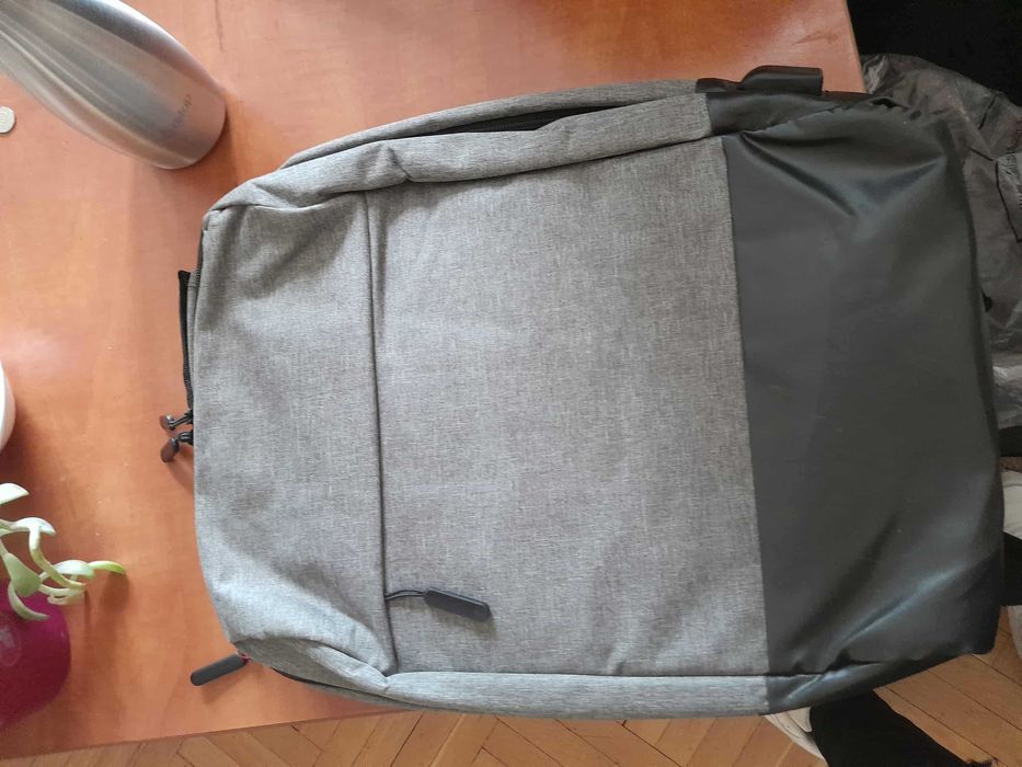 Светлосива Swiss Peak раница