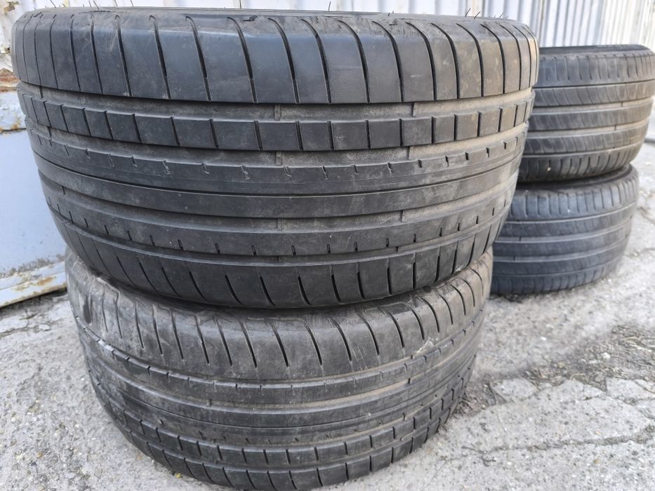 2xGoodyear 275 40 18 și 2xMichelin 245 45 18