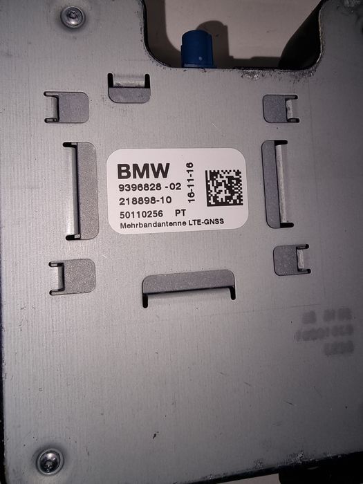 Set antena capota spate BMW 6 F06 E63 E64 F12 F13 cod 9396828 / 9396838 / 213675