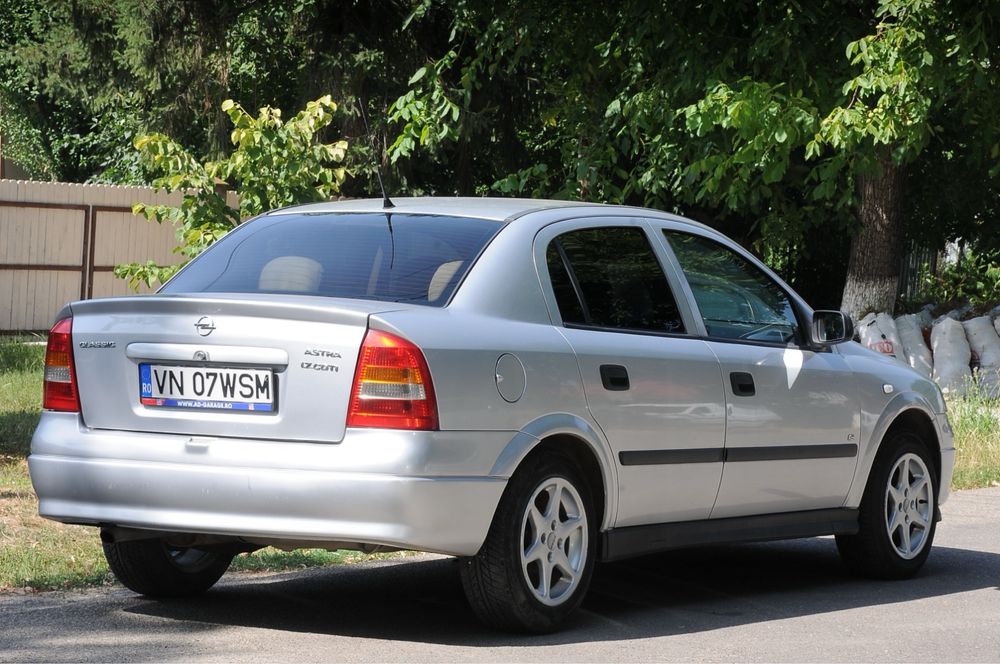 OPEL Astra 2006 — imagine 3