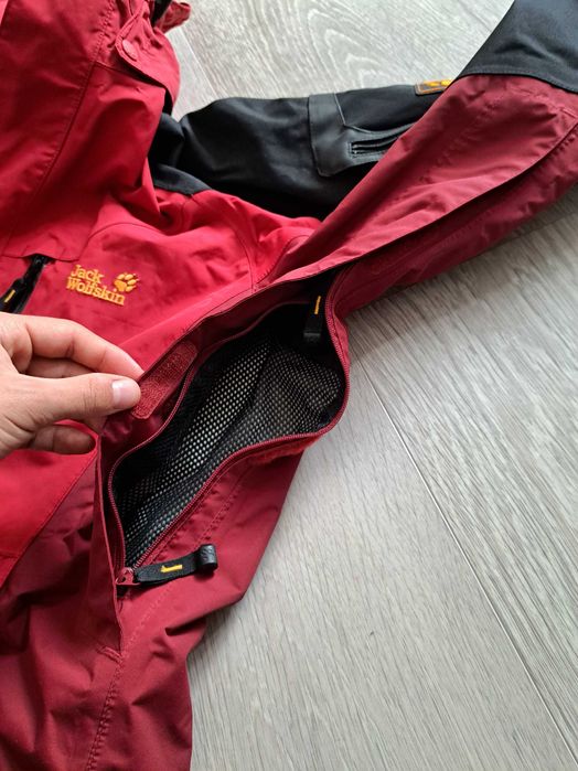 Geaca jack wolfskin