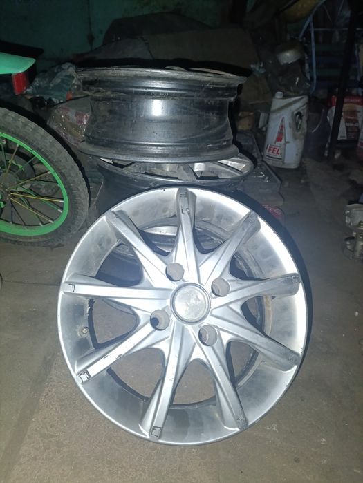 Продам диски 14 размер