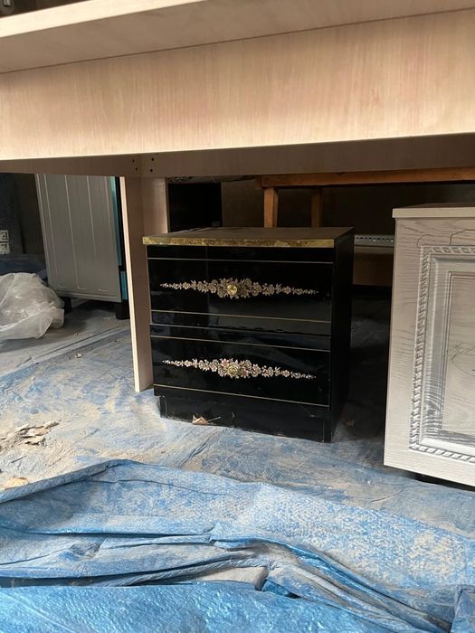 Мебель кровать шкаф б/у тумба