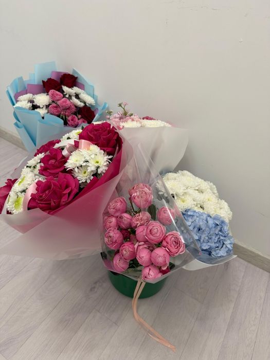 Продам сегодняшние цветы