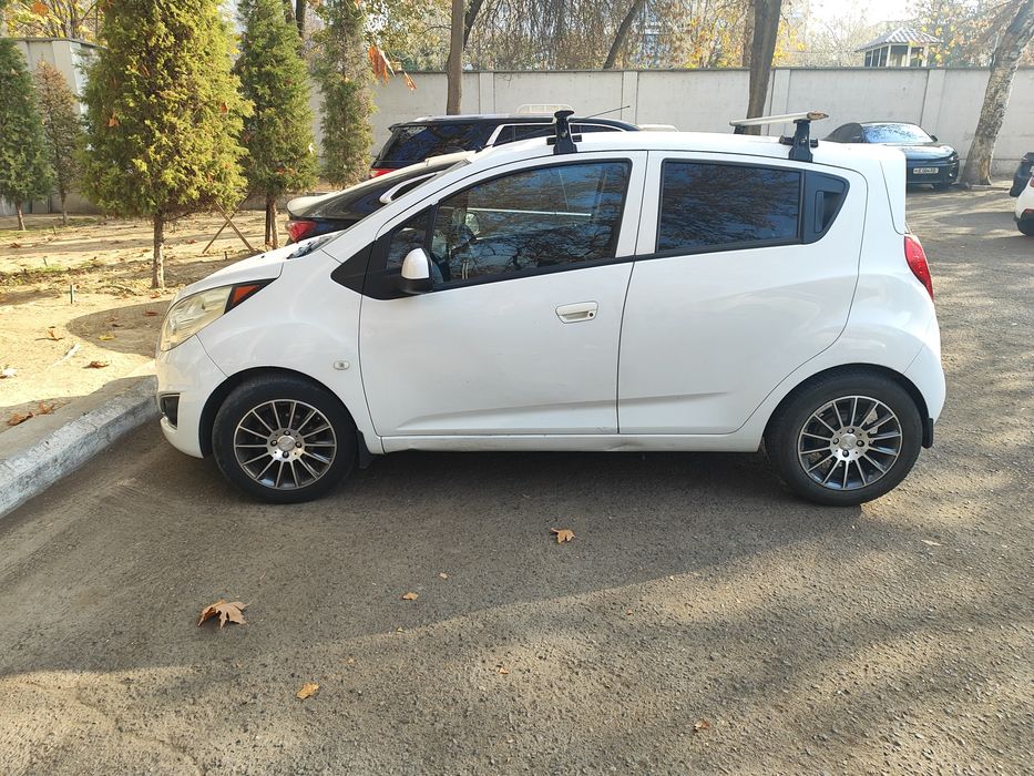 R15 diska balon sotiladi yoki obmen qilaman r17 ga