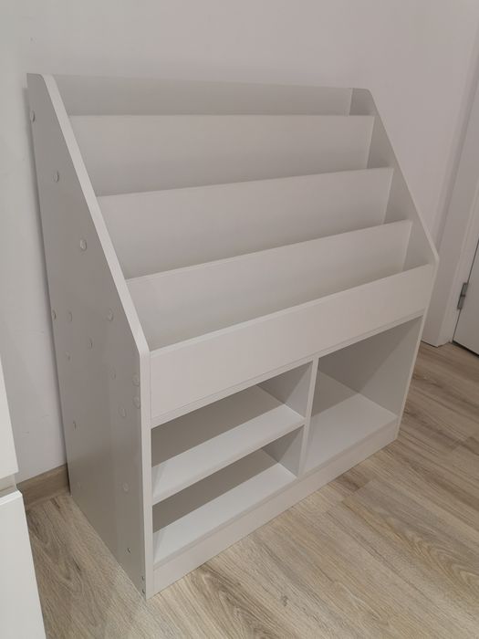 Bibliotecă pentru copii