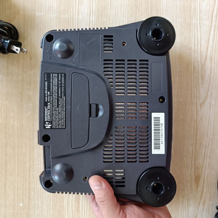 Приставка Nintendo 64 USA с 6 играми