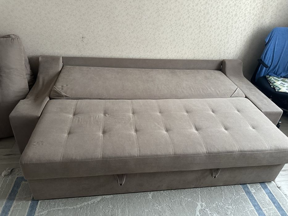 Продам диван, раскладывается