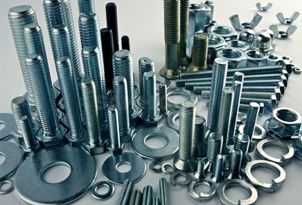Болты гайки шайбы шпильки большие ассортименты в Ташкенте звоните!