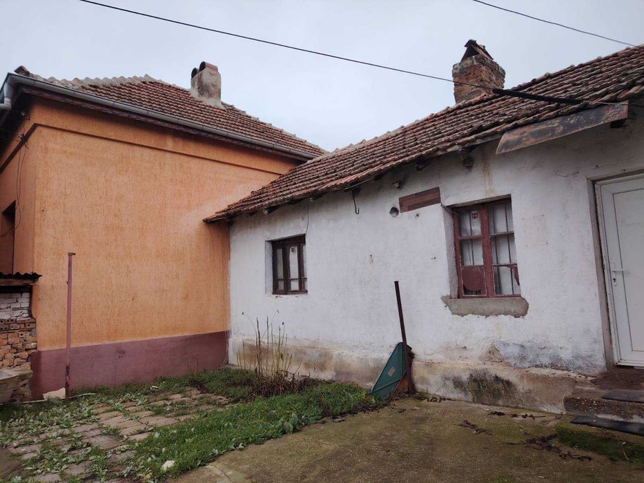 Къща в близост до р. Дунав !