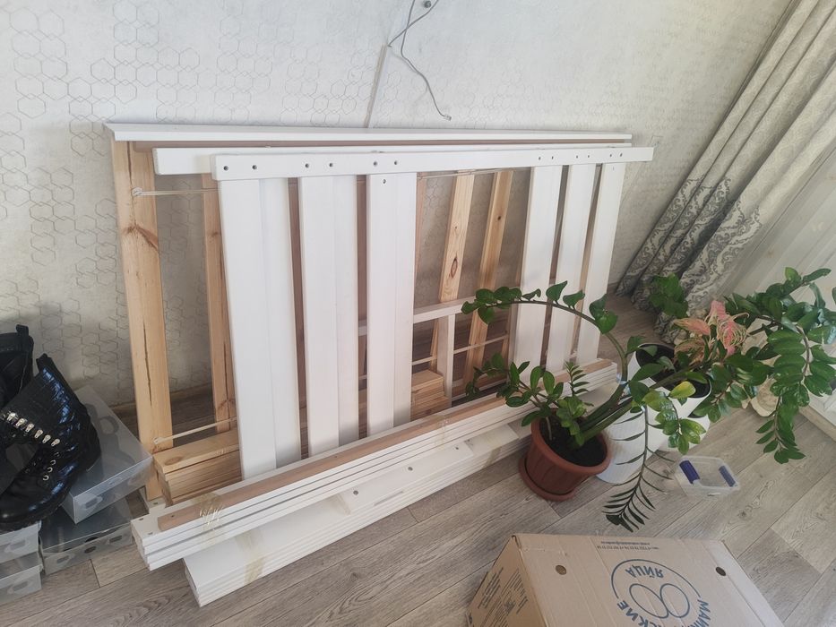 Продается двухъярусная кровать.