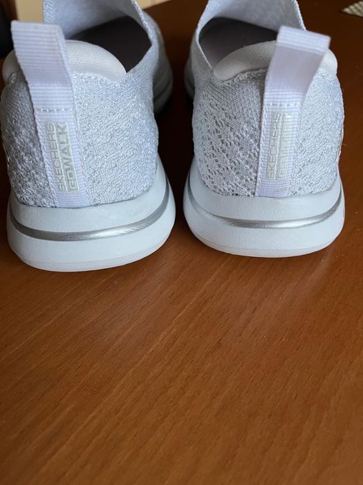 Skechers маратонки