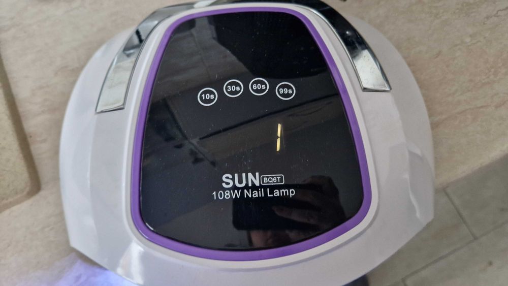 Lampa LED unghii, 2 in 1 cu senzor, putere de 108W Sun model BQ6T .