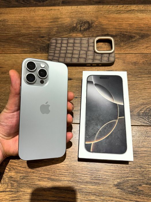 Iphone 16 pro max 1tb Natural titan sotiladi srochno!