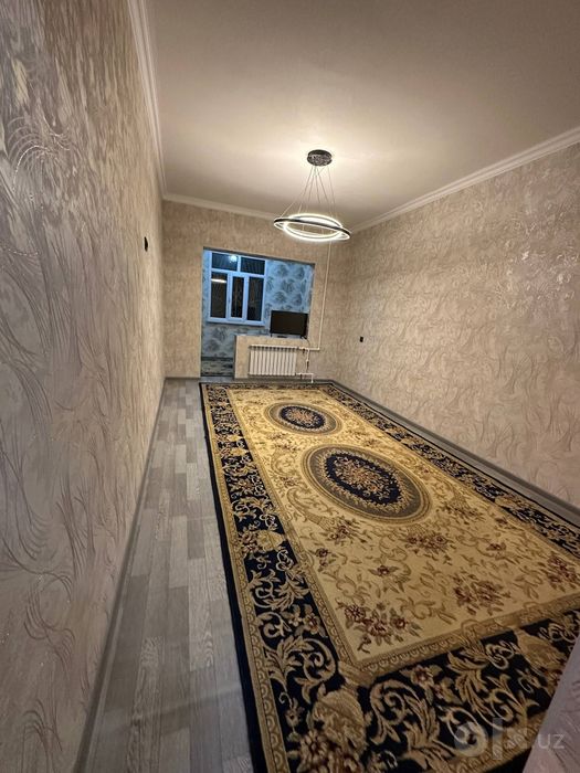 Qoyliq 5 daxa .Qiyot metroga yaqin.