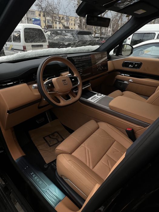 ZEEKR  9Z  ULTRA  70 kv 2025