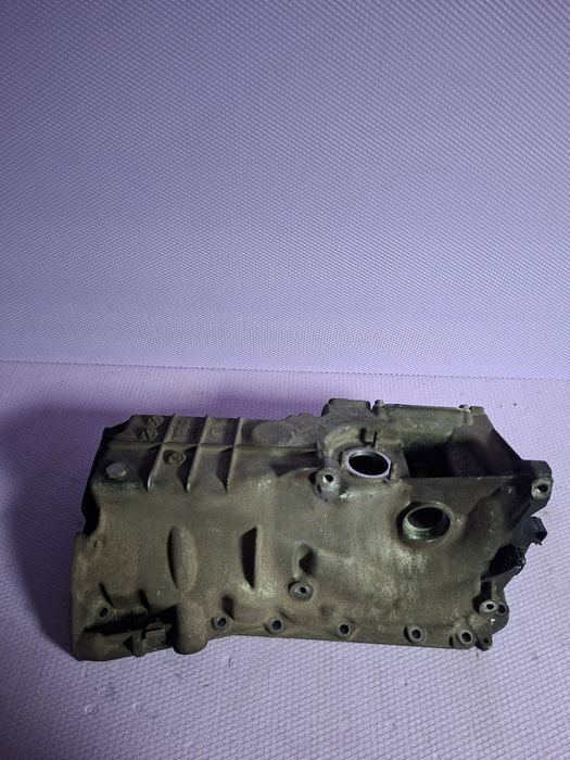 Baie de ulei Xdrive N47 D20C BMW E84 E90 E91 E92 Cod 7803073 in stare foarte buna