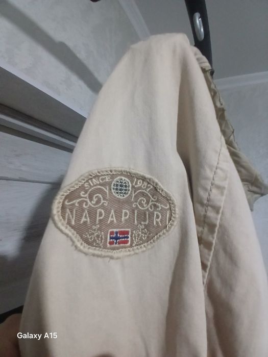 ветровка NAPAPIJRI