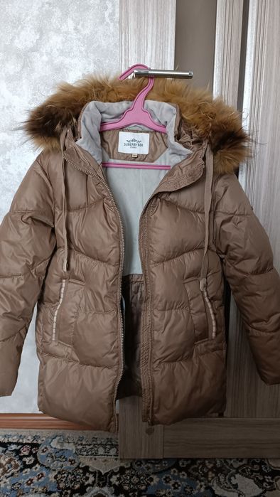 Продам зимнюю одежду