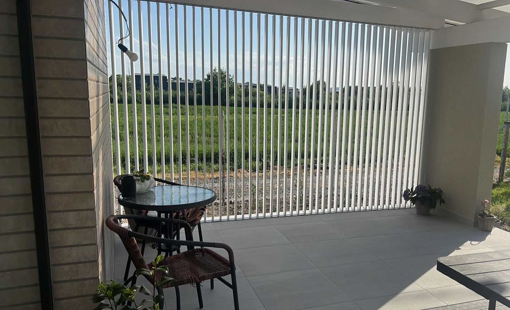 Set 2 glisiere 2,5 m - pentru  balcoane -foisoare- terase
