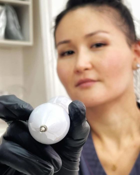 Косметологиялық аппаратпен жұмыс, бет тазарту, мужской женский, чистка