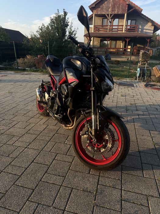 Kawasaki Z900/2021