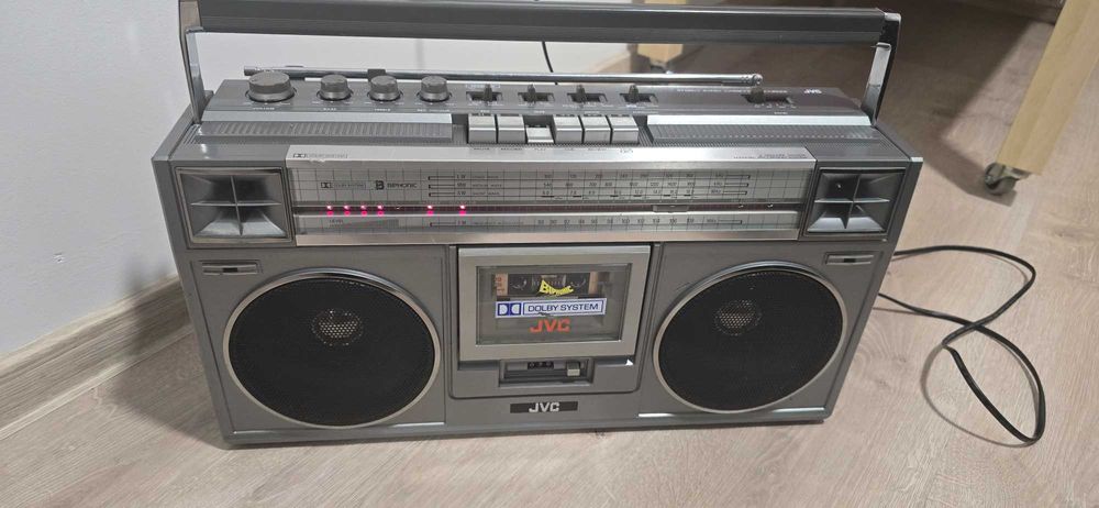 Radiocasetofon JVC 656LDII