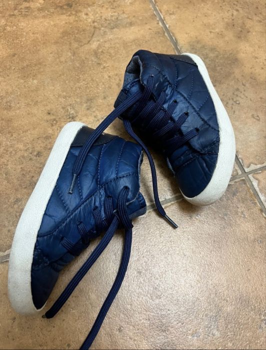 Vand ghetute zara marimea 24