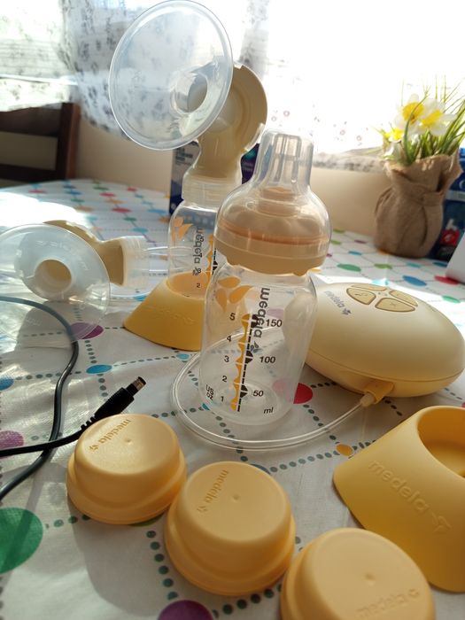 Двойна електрическа помпа за кърма Medela Swing Maxi