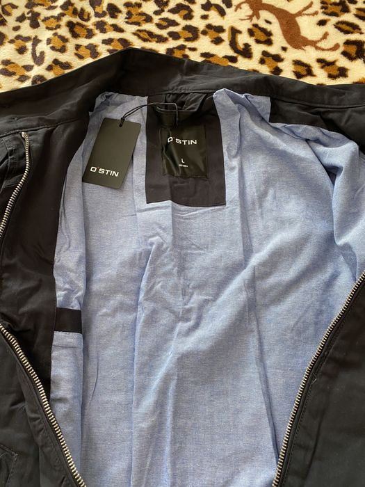 Продам новую куртку