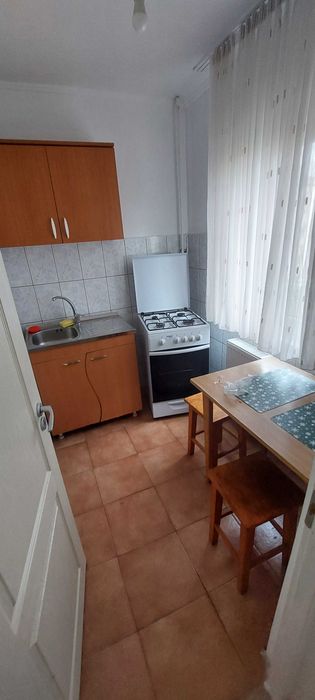 Vand garsoniera in Ramnicu Valcea.