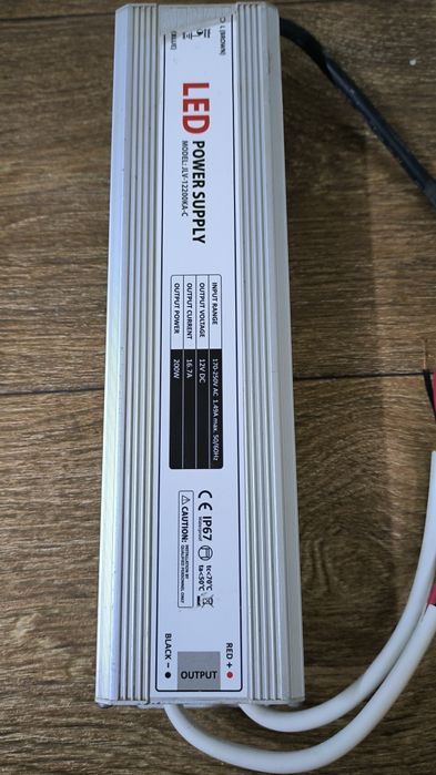 Блок питания (трансформатор) для светодиодного освещения.