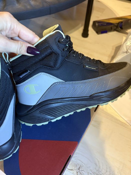 Зимни боти и апрески