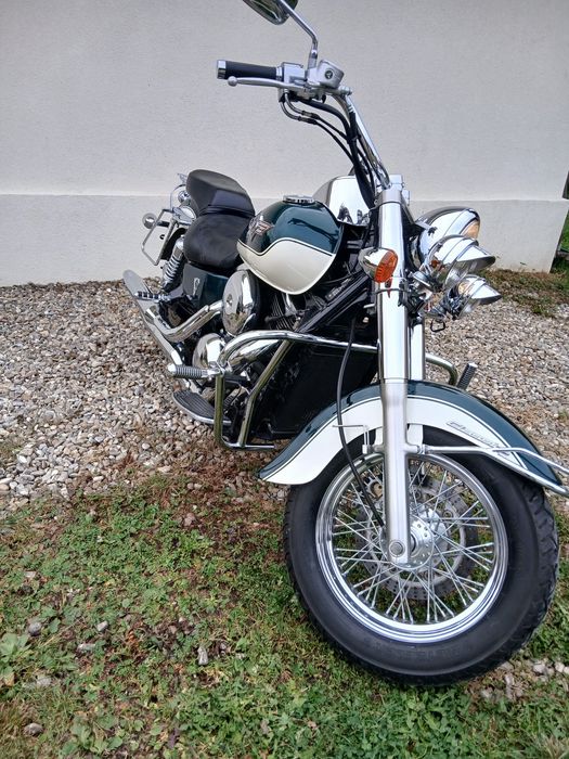Vând Kawasaki  VN 1500  Clasic