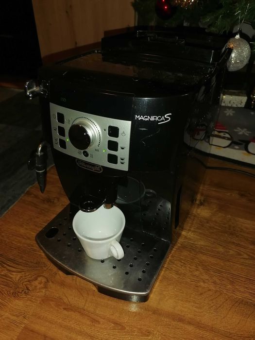 Expresor Delonghi Magnifica S import Germania